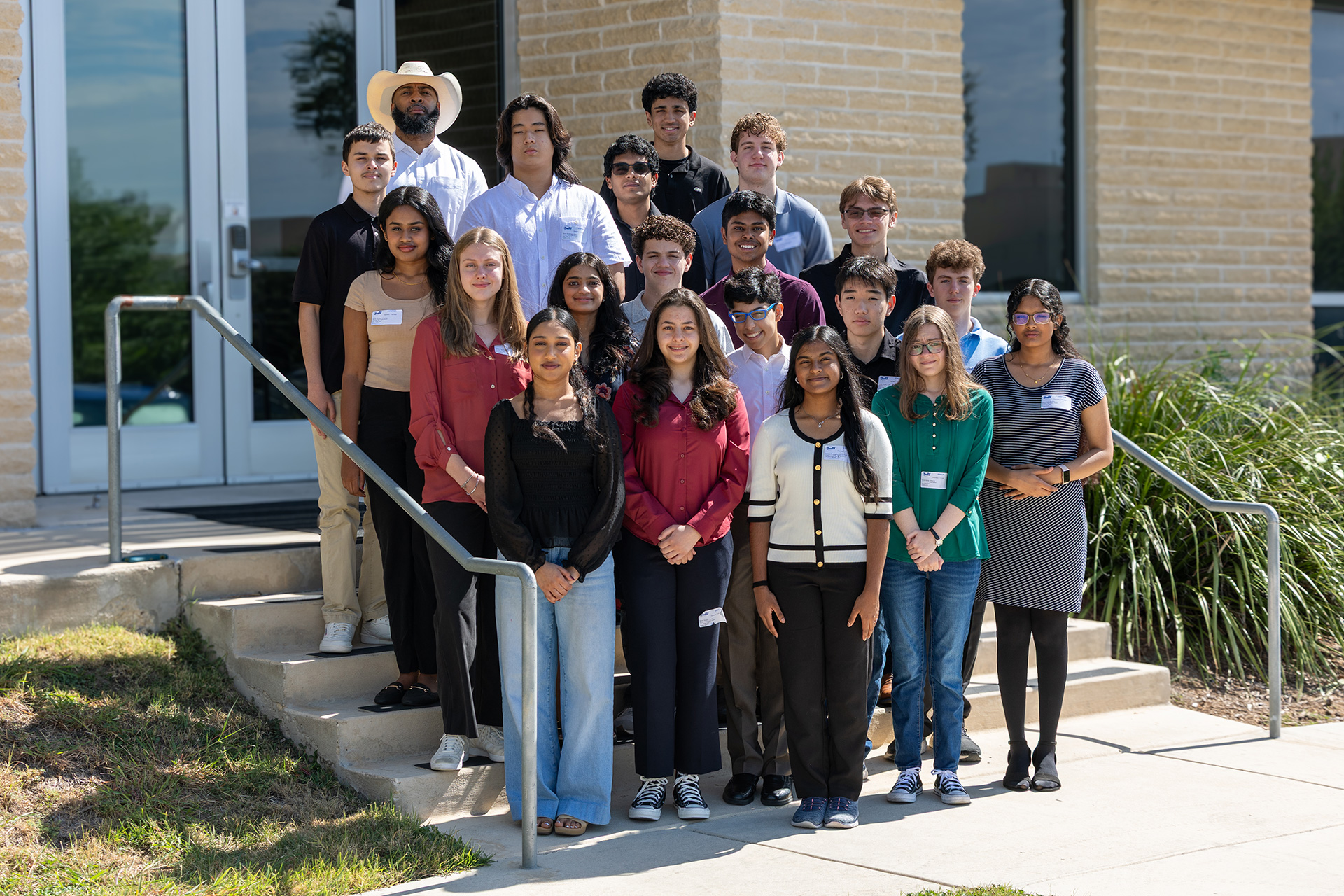 YES 2025 class photo